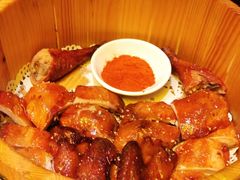 胡桃里烤鸡-村理·乡村菜音乐餐厅(河西店)