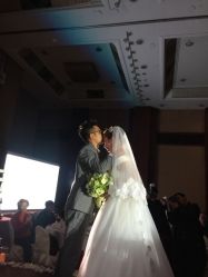 -Flora婚纱礼服定制租赁店