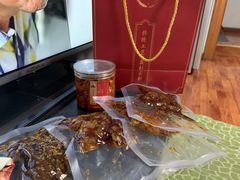 -鑫记婆婆兔·成都特产·兔头手撕兔(太古里店)
