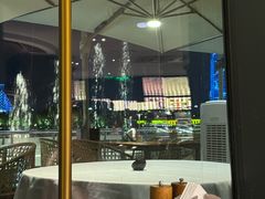 -MONICH牛排融合餐厅(和义大道购物中心店)