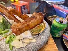 -何师烧烤·香辣蟹·川菜·30年老品牌(太古里旗舰店)