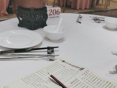 -凤凰楼酒家·粤宴点心(华强北店)