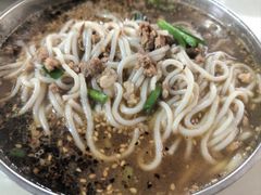 -正宗杨记普洱酸醋米线(总店)