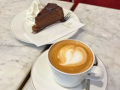 -Cafe Sacher(WIEN)