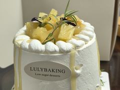 -鹿里烘焙LulyBaking(东二环泰禾广场店)