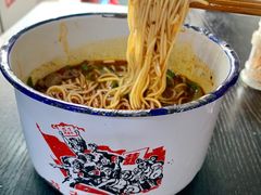 泡椒鸡杂面-山城盅盅面