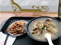 -71号豆汤饭·成都小馆(红牌楼店)