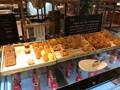 面包-盛宴标帜西餐厅龙虾.鲍鱼•牛排(重庆喜来登大酒店)