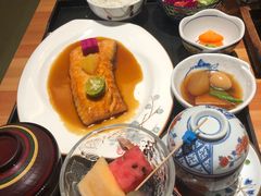 三文鱼定食-皇品田苑日式料理(苏州中心店)