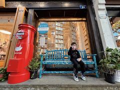 -猫的天空之城概念书店(杭州南宋御街店)