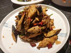 -五谷丰登农家院·地道胶东菜·海鲜烧烤(威海店)