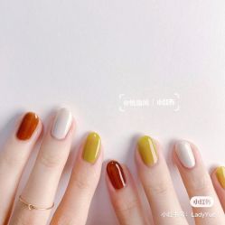 -悦指间美甲美睫