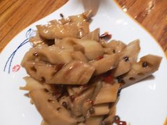 -泉畔人家·老济南经典鲁菜(大明湖店)