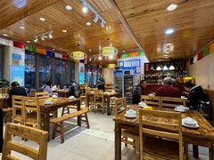 -乡土特色.冷锅鱼.牦牛肉汤锅