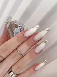 -悦指间美甲美睫