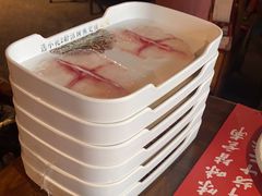 -老牌坊云南鱼豆花火锅(哈西万达店)