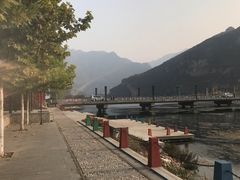 -百里峡七彩艺术小镇