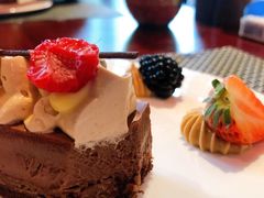 招牌巧克力薄脆蛋糕-杭州西子湖四季酒店-WL BISTRO西湖餐厅(灵隐路店)