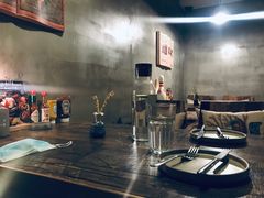 大堂-HIGH FIVE哈福手工汉堡(桂林路店)