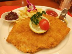 平锅小牛肉-申德勒加油站西餐厅(日坛路总店)