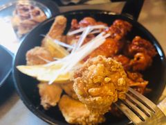 韩式炸鸡-MI WU FACTORY米屋美食工厂餐厅(绿地店)
