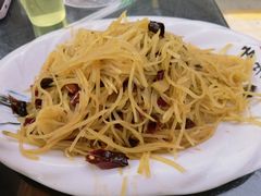 -都江堰石锅鱼
