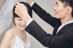 -雪中彩影婚纱摄影·微光艺术中心