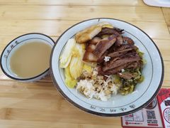 -狮头牌卤味研究所·卤味饭(花城汇南区店)