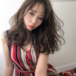 点击看大图 -环球蝶上美业连锁