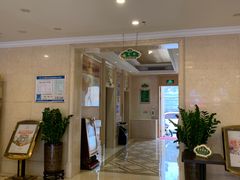 -维也纳酒店( 深圳东站布吉老街店)