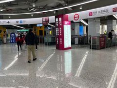 -东方体育中心(地铁站)