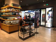 零售区-星巴克(杭州西湖银泰1F店)