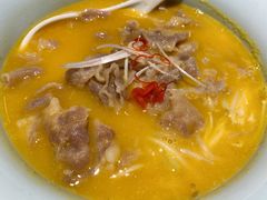 酸汤肥牛-大树餐厅(红旗街万达店)