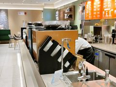 自助取餐区-星巴克臻选(上海中环广场2F店)