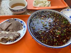 -吾穆勒蓬灰牛肉面·清真(北滨河中路店)