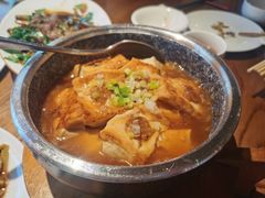 石锅自磨酿豆腐-金苑酒家·客家菜·广东老字号(万象店)