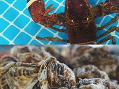 -三亚火车头万人海鲜广场