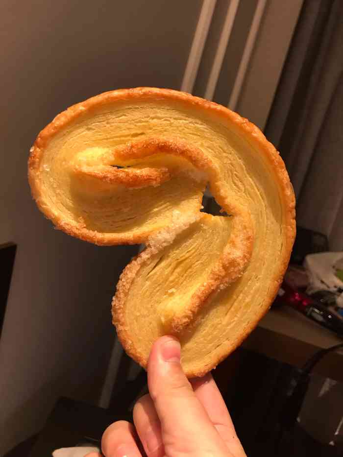 长发西饼(星海生活广场店)-"哈哈哈,路过星海广场地铁站出入口,然后逛