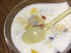 -茶花妹子云南餐厅(传媒大学店)