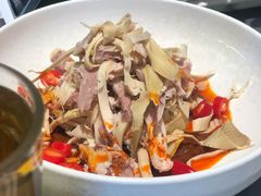 笋衣手撕鸡-小大董·烤鸭(观景餐厅·南京西路店)