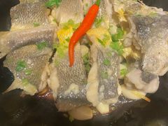 砂锅普宁豆酱焗黄鱼-汤城小厨•粤菜•靓汤(金宝街店)