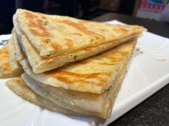 -靠山屯东北农家菜(八龙桥雅苑店)