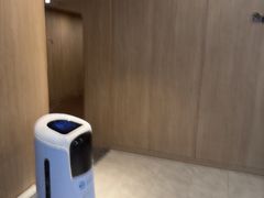 -汉庭优佳(上海娄山关路地铁站店)