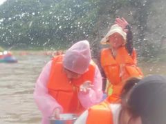 -红河谷漂流