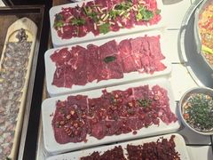-热火朝天鲜切牛肉火锅(南强街巷店)
