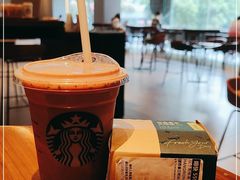 -星巴克臻选(广州好世界广场店)