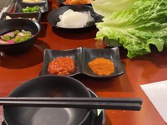 -肉甲韩国木炭烤肉(新壹街1店)