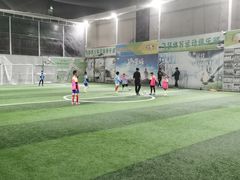 -飞梦少儿足球培训(塘桥校区)