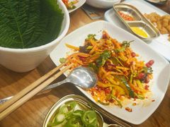 -青瓦餐厅·生鱼片·韩园烤肉(西塔店)