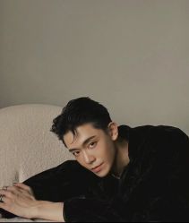 -一家只做男发烫染的店